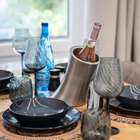 Modern Up To 6 People With Parking 塞萨洛尼基